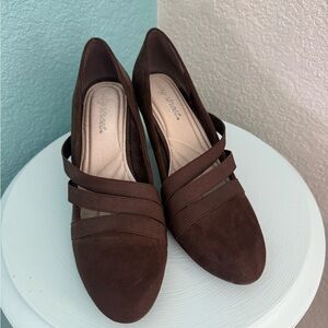 Easy Street Brown Heels with Suede Finish